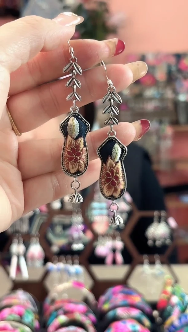 艺枝独绣手工饰品   277