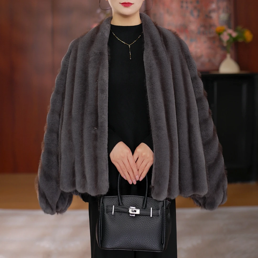 2025时尚加厚保暖冬季防风短外套百搭女款时尚秋冬90155