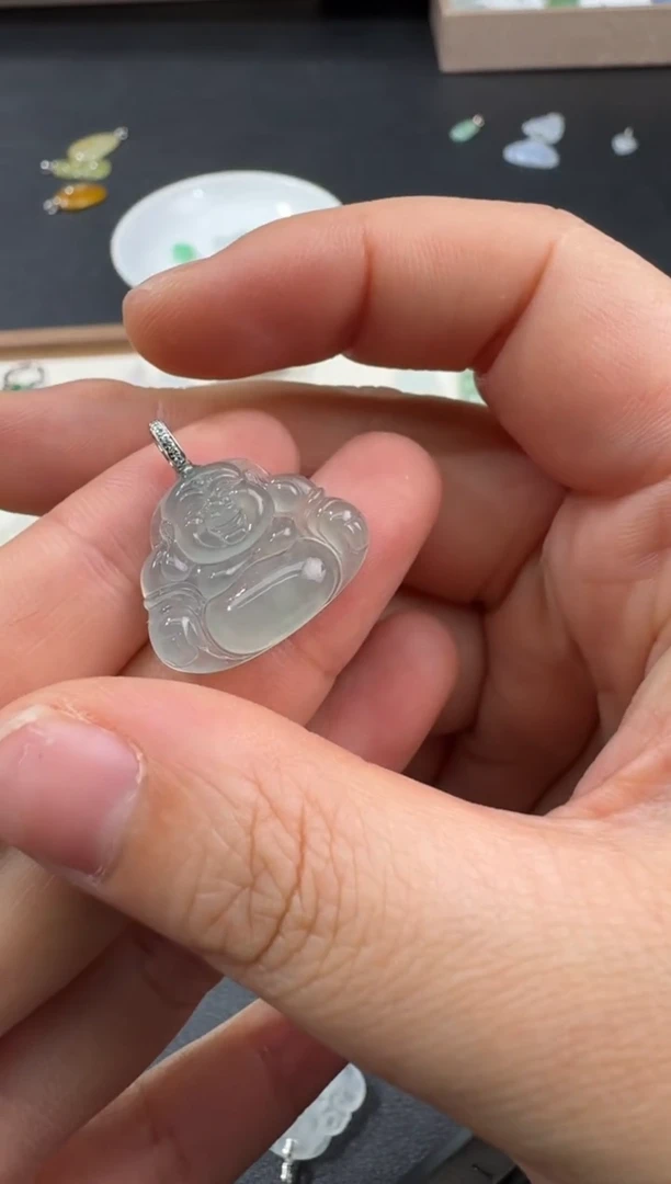 翡翠18K金镶嵌颈饰S0528-S1501-76