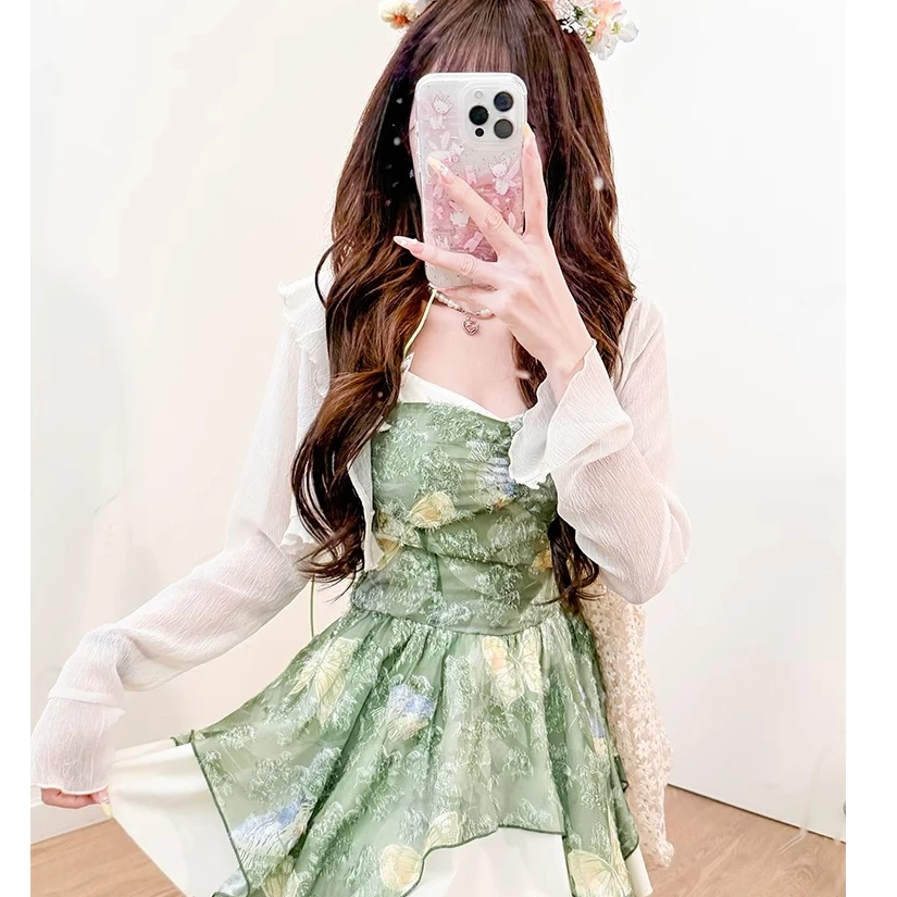 【森屿绿光】度假风碎花吊带连衣裙女夏绿色清新不规则短裙子套装