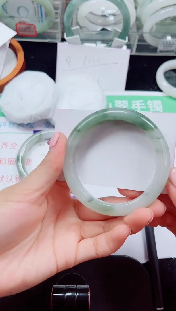 未镶嵌手镯石英质玉61-56/57