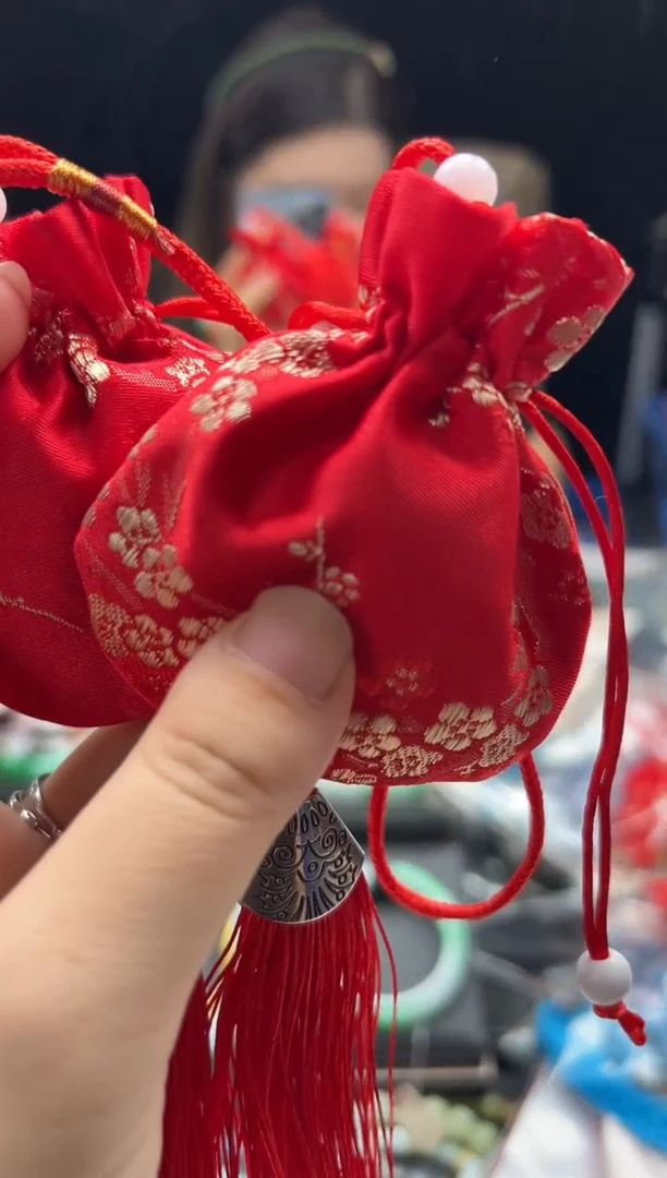 未镶嵌颈饰玛瑙/玉髓梨***?1070921865