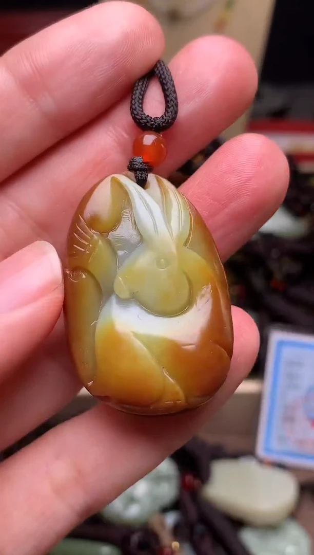 颈饰未镶嵌和田玉新疆料青海料清水和田玉吊坠