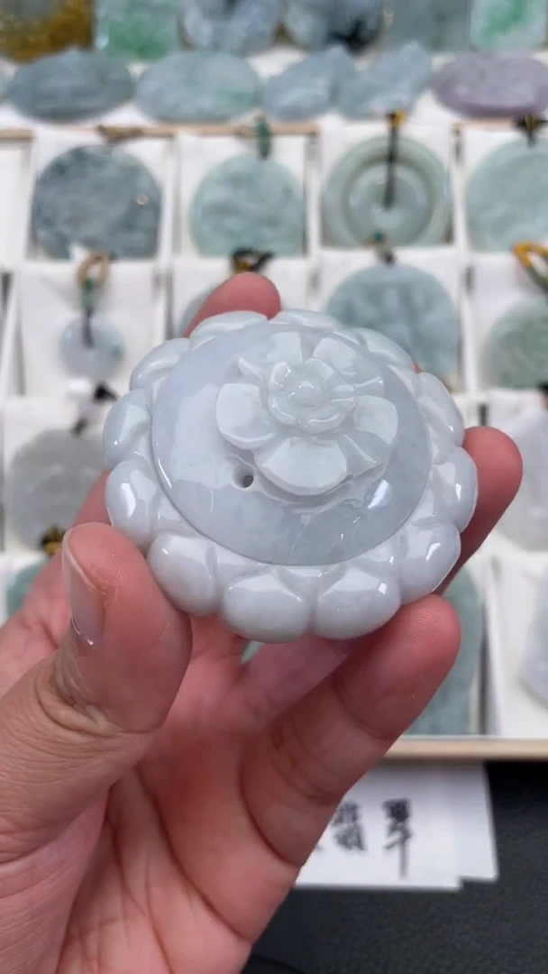 颈饰未镶嵌翡翠天然缅甸翡翠A货99