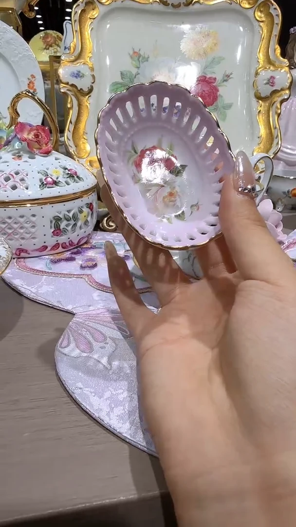 其他米多家中古瓷器美物如图所示4622