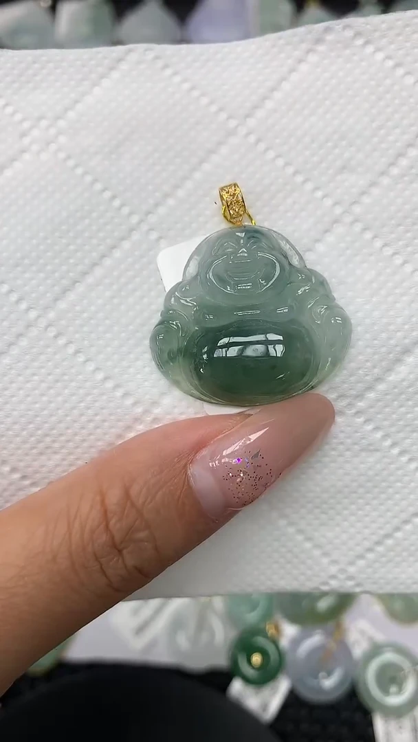 颈饰18K金镶嵌翡翠1111111111