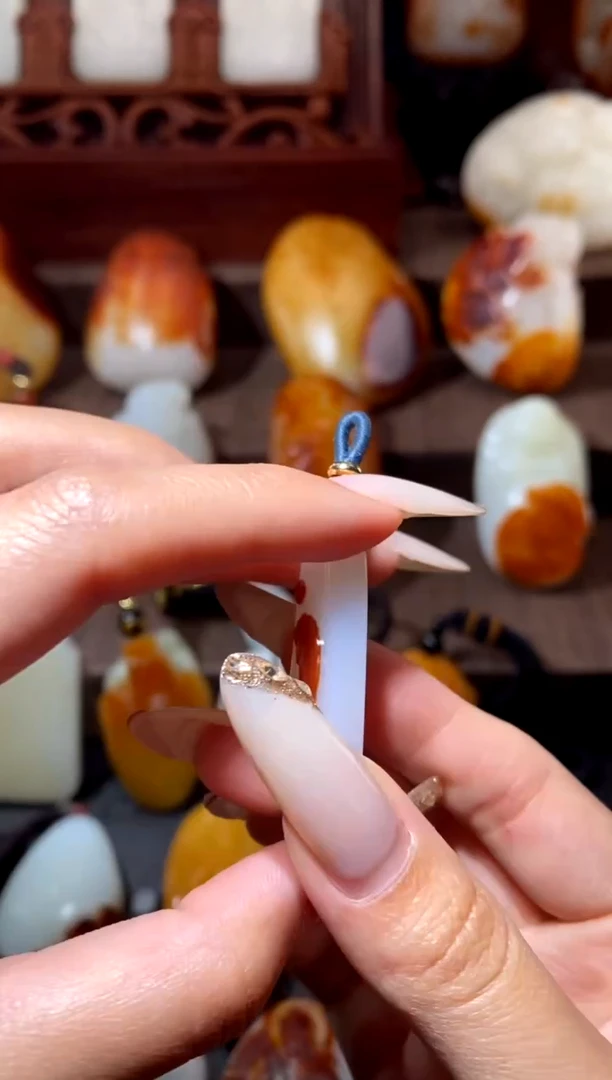 和田玉（糖玉）未镶嵌颈饰123