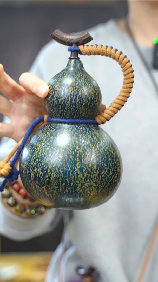 【闪购商品】XN178大漆酒葫芦不包手串及旋转底座