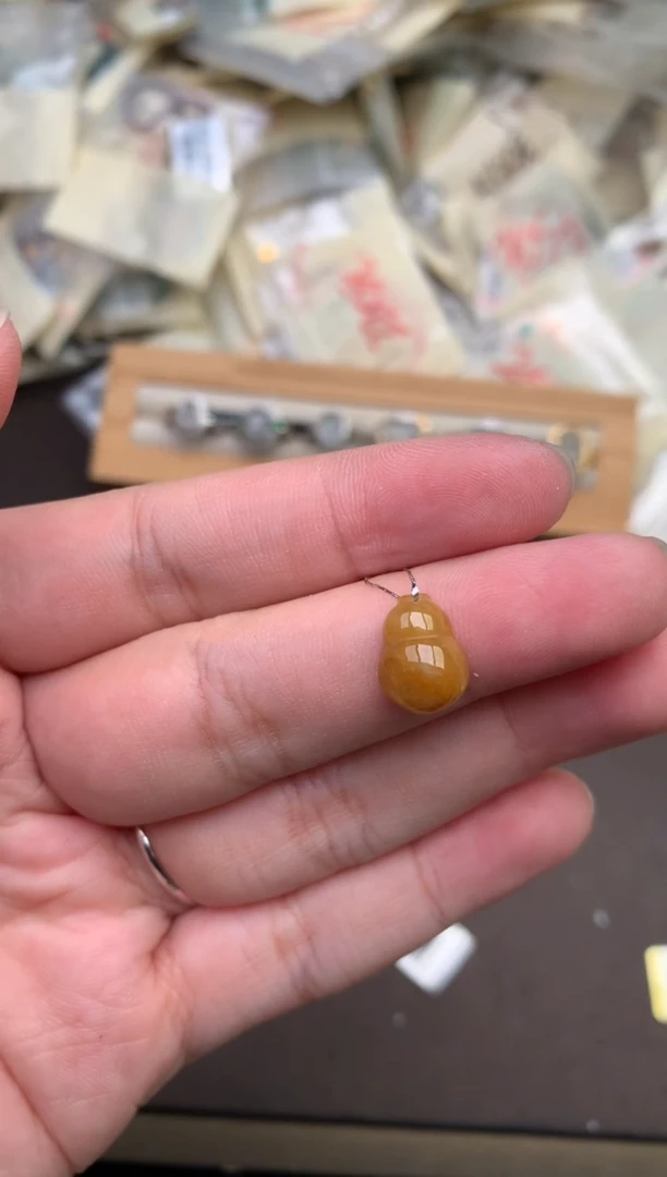 翡翠挂件未镶嵌—1