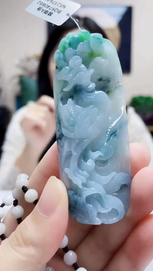 未镶嵌定制翡翠吊坠198