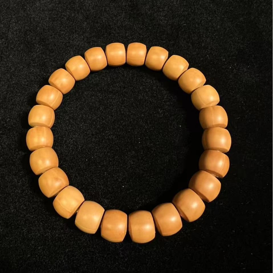 『天 跃』猴头直切微微瑕核桃手串