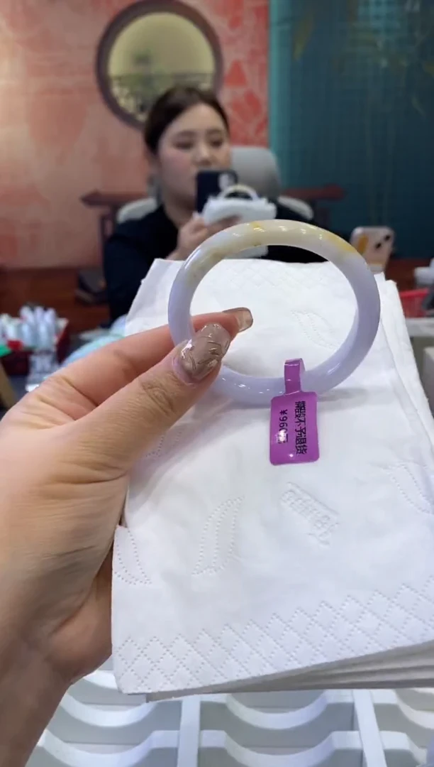 【闪购商品】翡翠手镯未镶嵌多人0011256