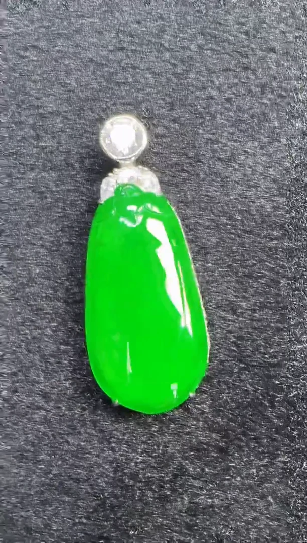 未镶嵌定制翡翠翡翠吊坠288