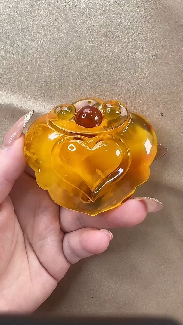 琥珀颈饰未镶嵌吊坠