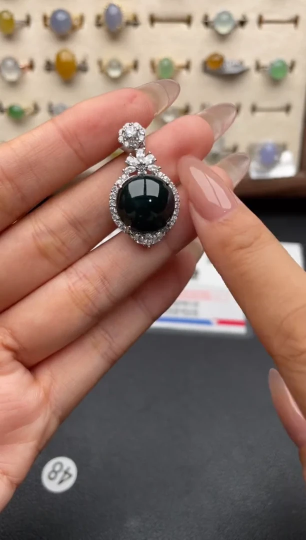 未镶嵌戒指翡翠一物一证一礼盒