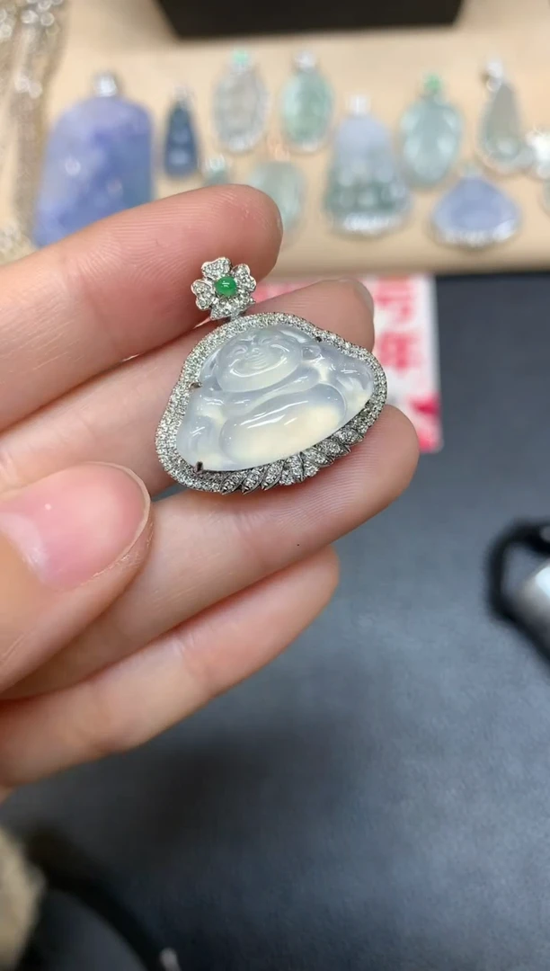 【闪购商品】翡翠吊坠(不含链)18K金镶嵌佛公【无服务费