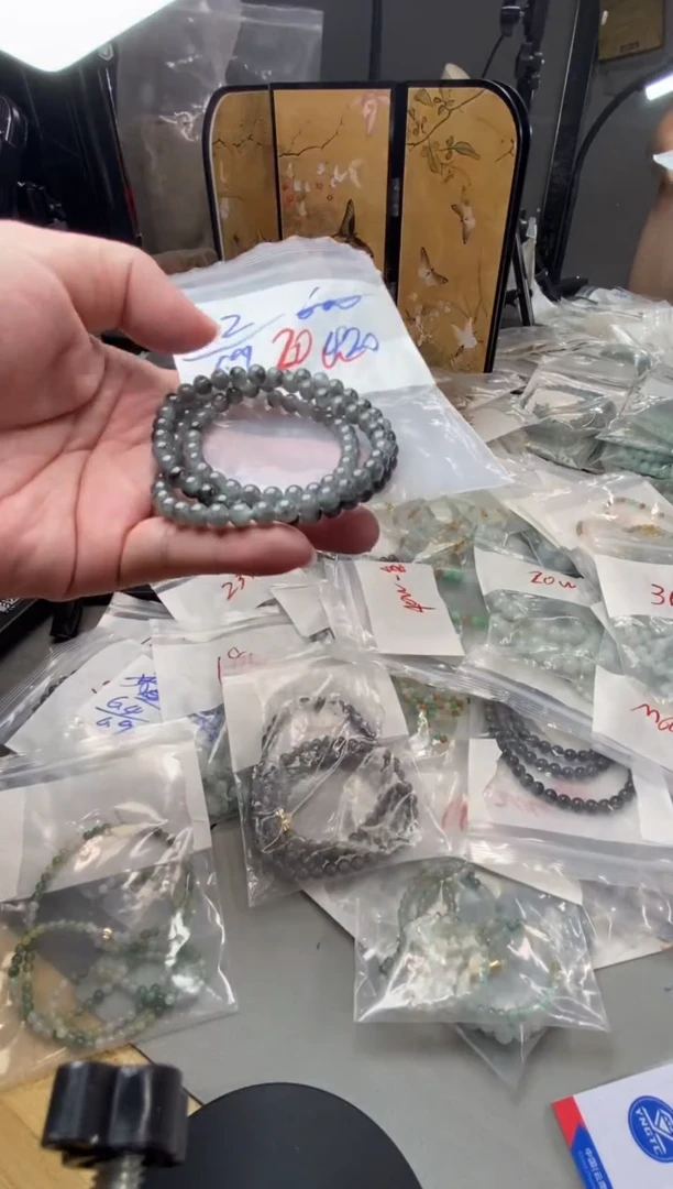 定制翡翠未镶嵌天然缅甸翡翠