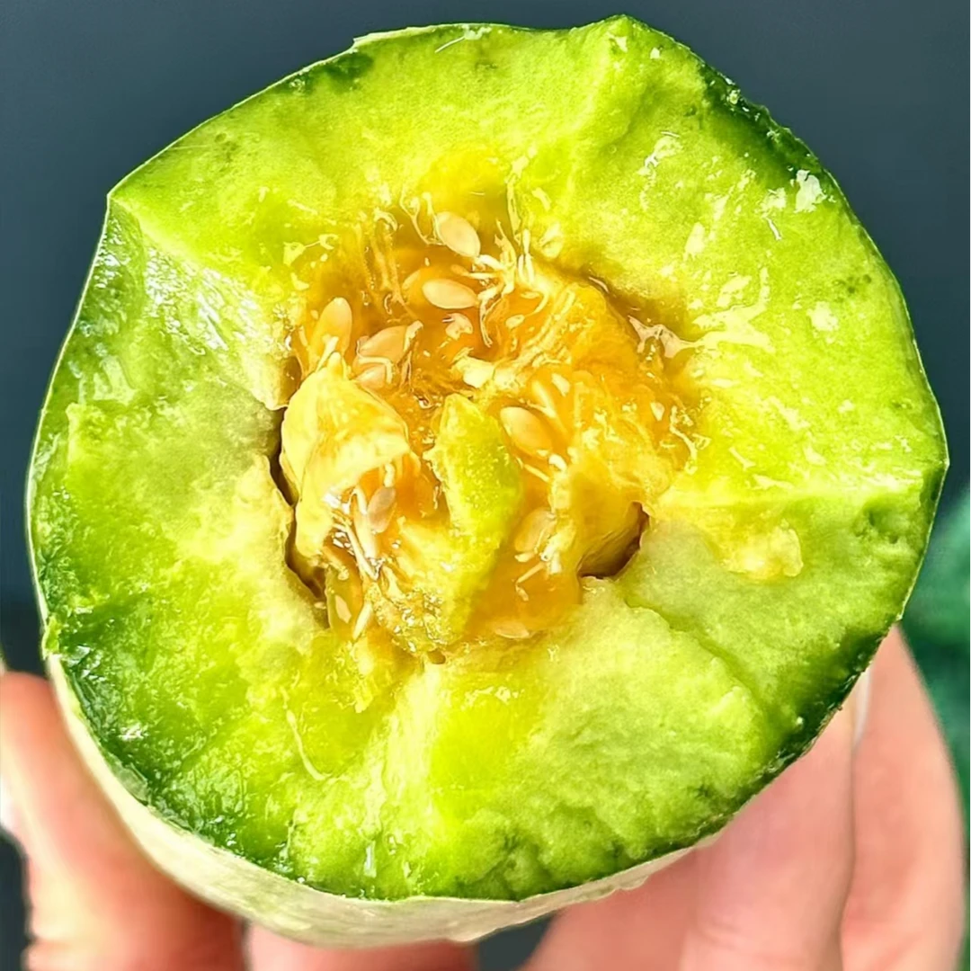 【散装】[Y]蜜源18翡翠甜瓜 份/净重3斤 仅太原晋中吕梁忻州可拍