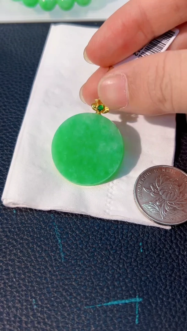 颈饰18K金镶嵌翡翠 缅料A货/支持复检/一件