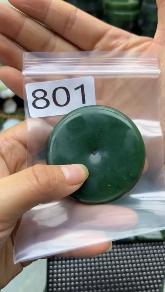 未镶嵌和田玉珠宝半成品扣子