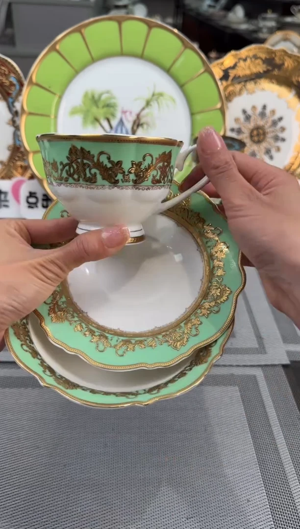【闪购商品】瓷片6寸水果碗1个+咖啡杯碟1套微瑕