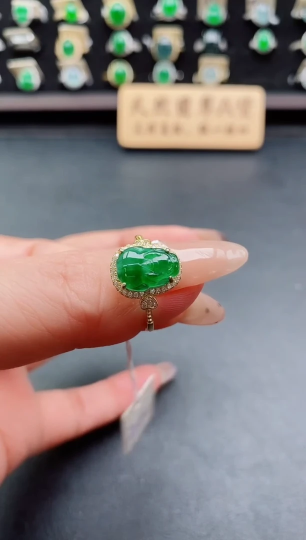 银S925镶嵌戒指翡翠1