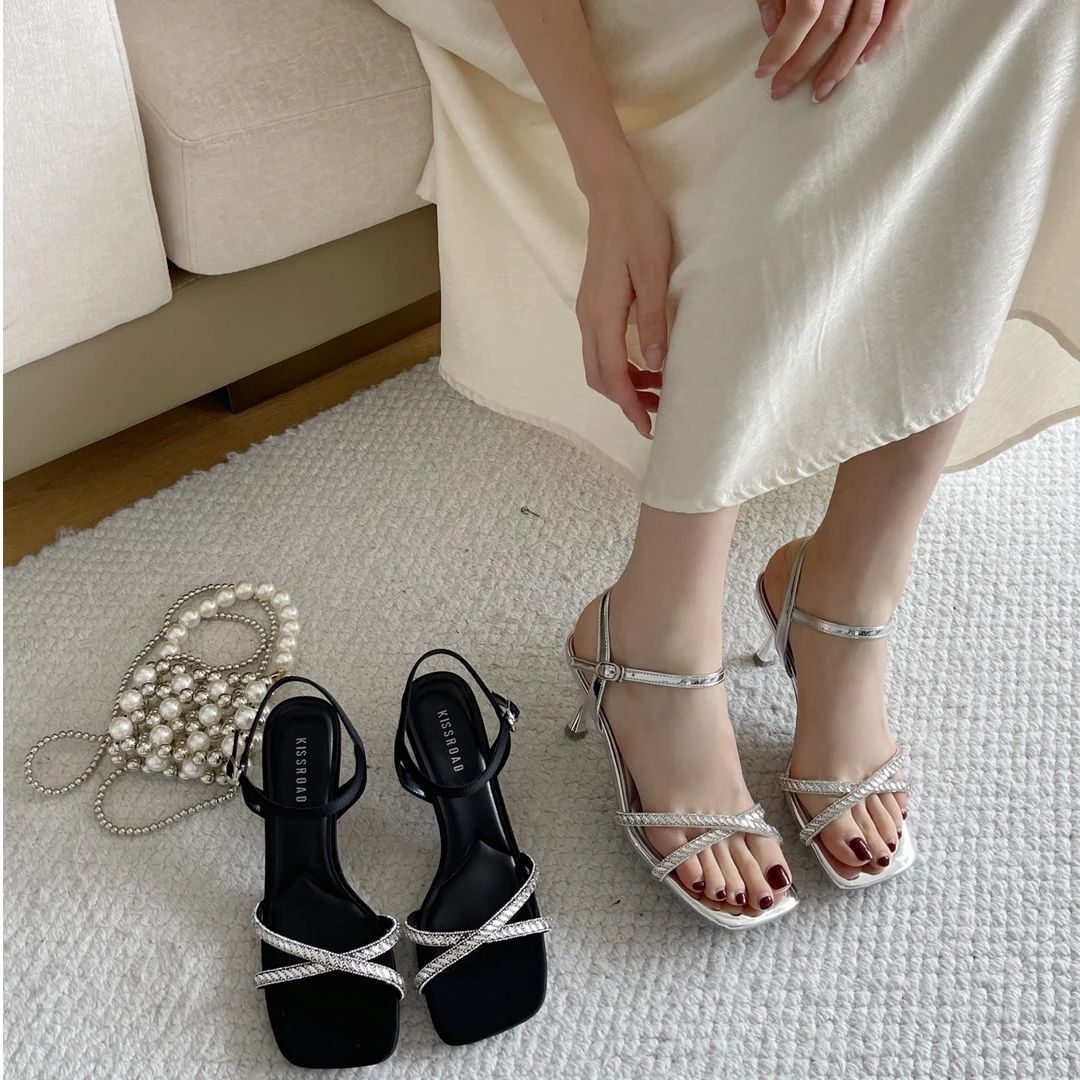 读媄夏季新款女鞋性感女王露趾尖头闪钻精致外穿凉拖鞋L9060