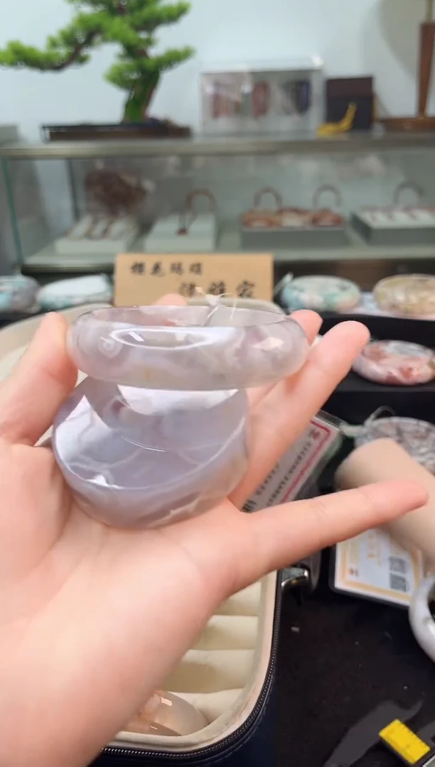 未镶嵌手镯石英质玉60圈口（赠品镯心）6648703