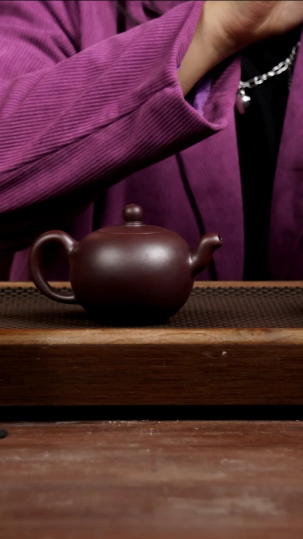 茶壶紫砂A***.金龙血道洪一粒珠210CC