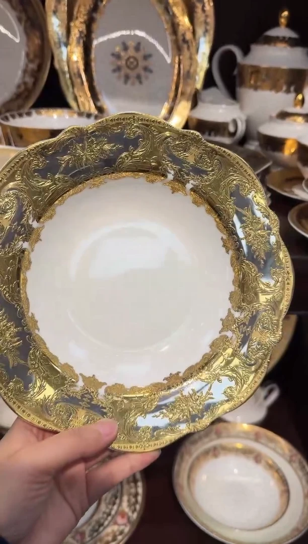 瓷片8.5英寸草帽盘 1个