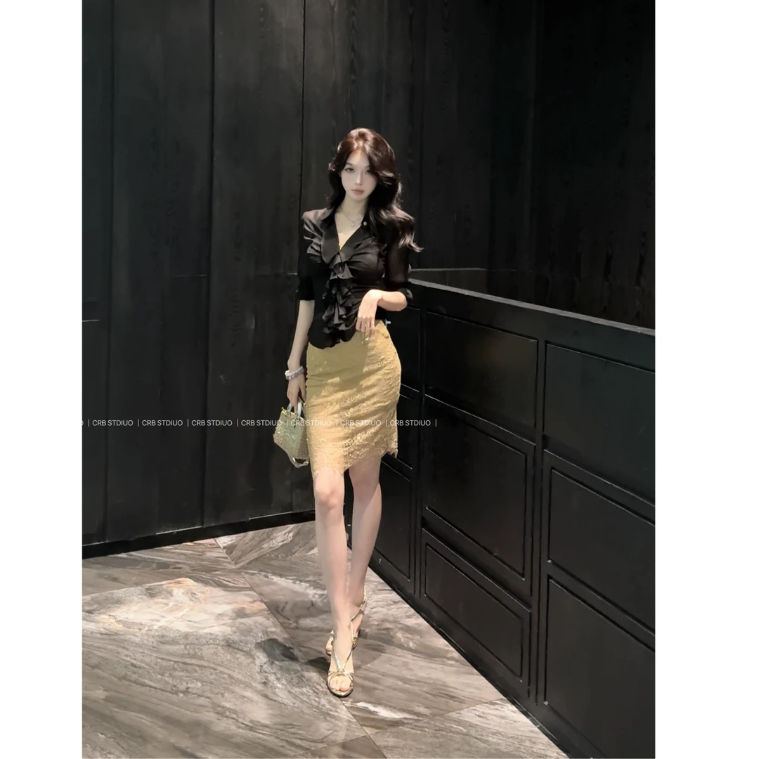 现货【春日部】收腰修身气质上衣＋半身裙套装0827