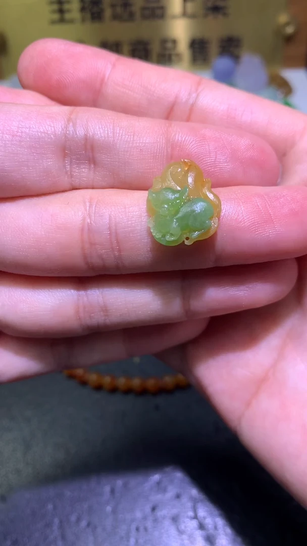 未镶嵌定制翡翠毛货