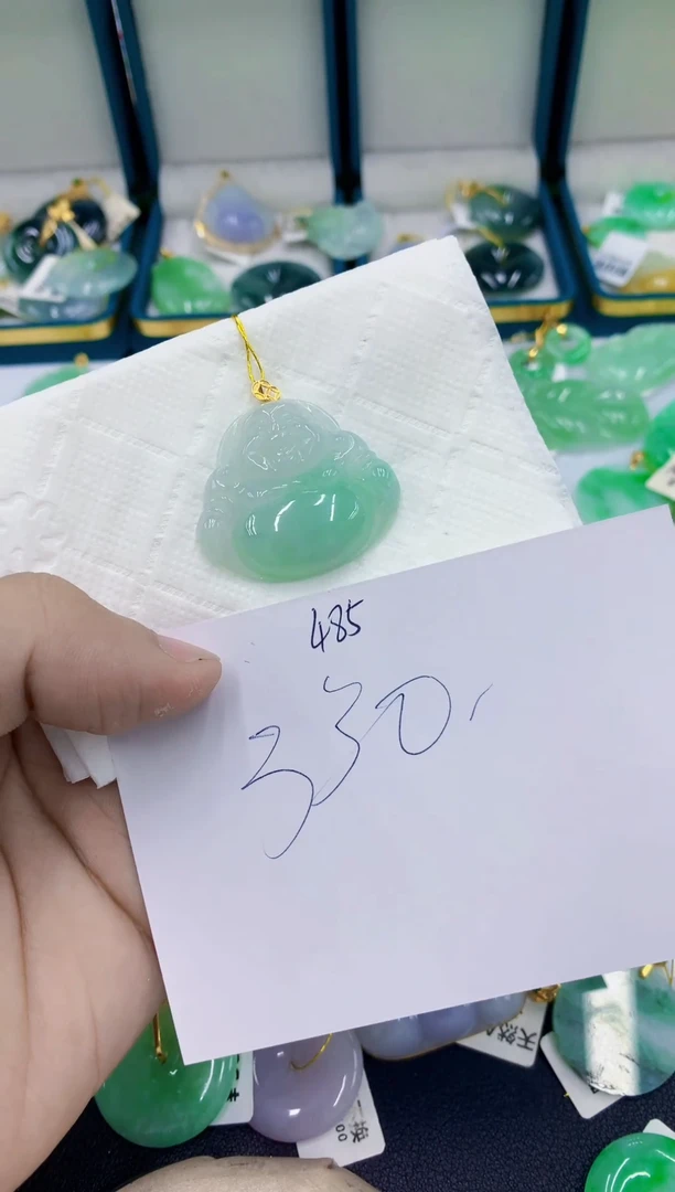 颈饰18K金镶嵌翡翠妮11111111