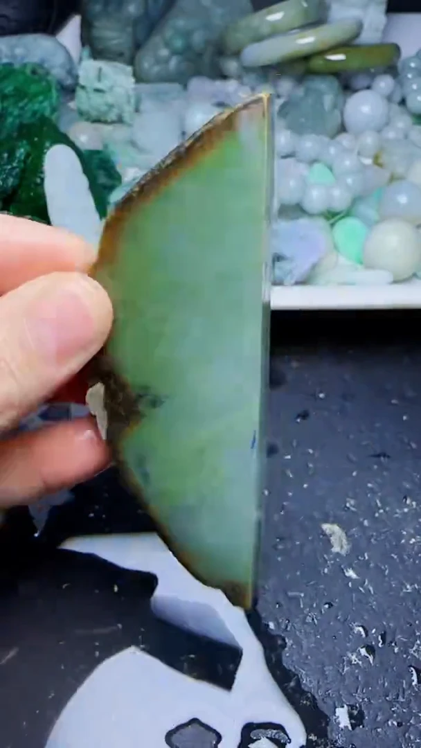 未镶嵌挂件翡翠110