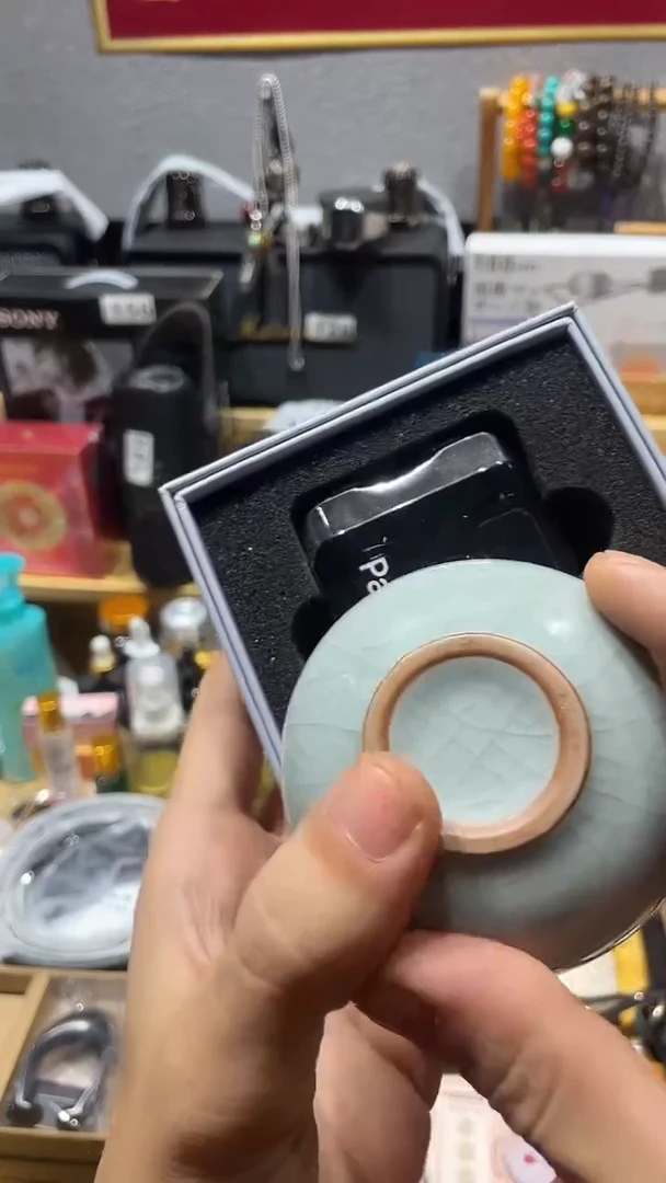 瓷片闪购商品 如图所示