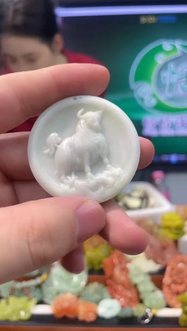 【闪购商品】岫玉吊坠未镶嵌·