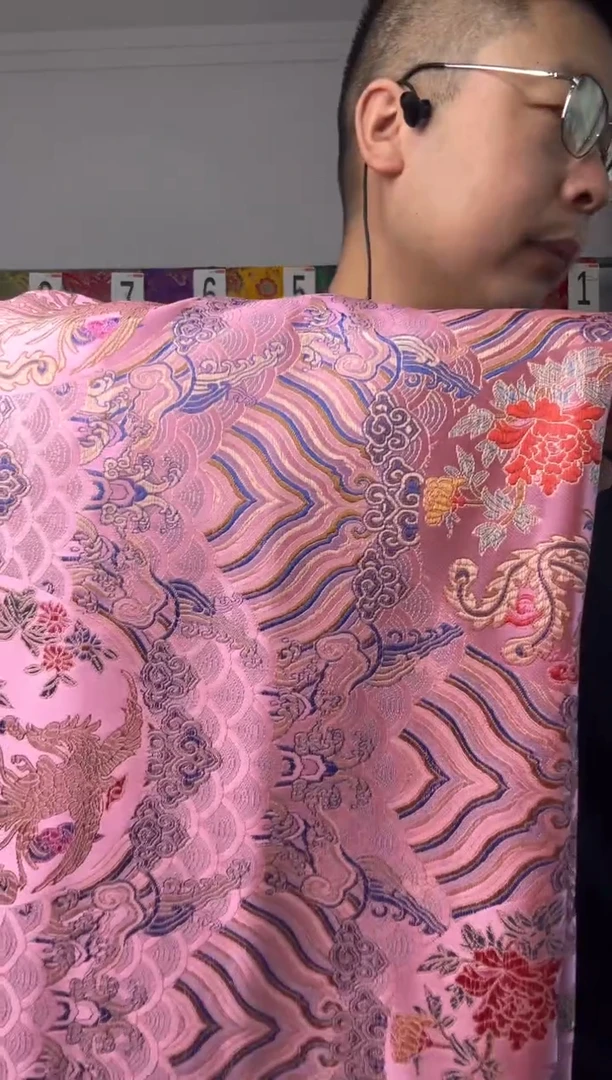 混纺织锦缎长60公分  宽120