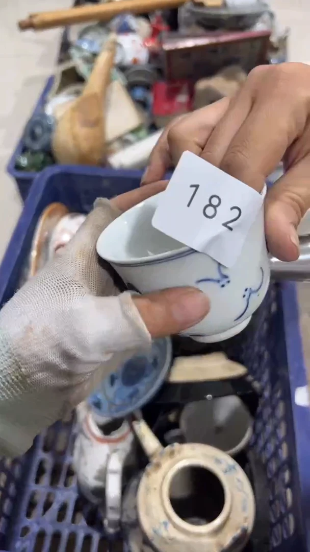 陶瓷G**a工艺品0722182