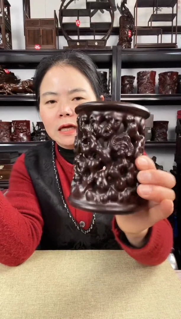 木新款笔筒老李红木工艺品