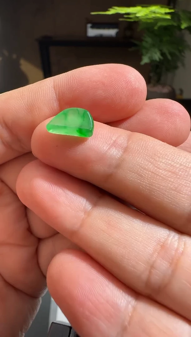 定制翡翠未镶嵌缅甸A货翡翠