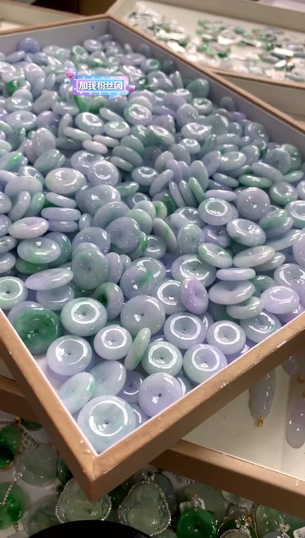 颈饰未镶嵌翡翠1111111111111111（多样性发其一）