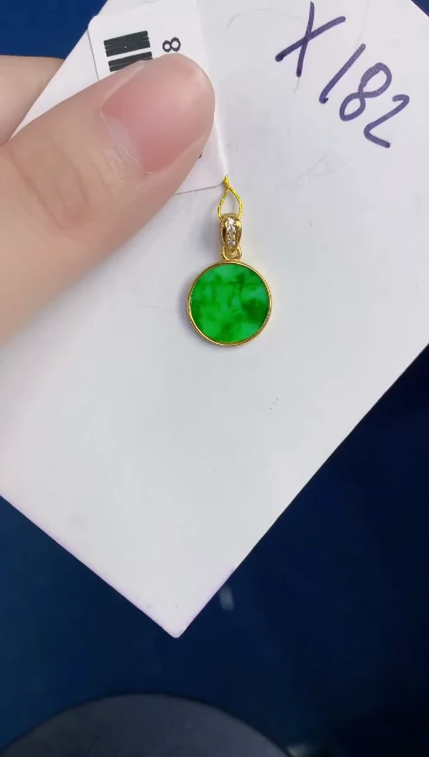 颈饰未镶嵌翡翠天然翡翠缅甸A货