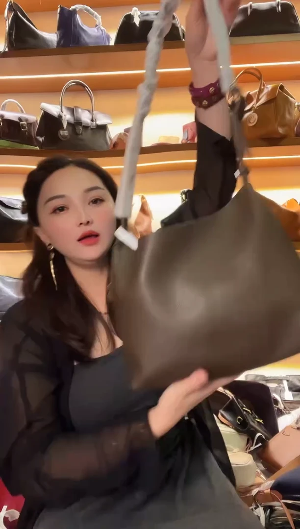 牛皮（革）高端订制时尚百搭女士手提斜跨包