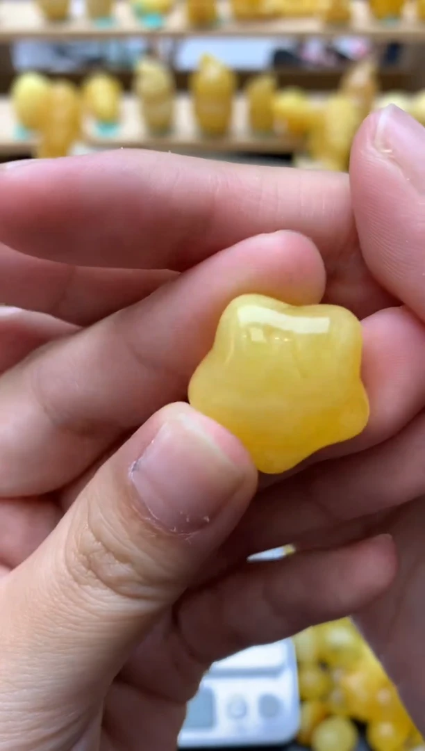 琥珀未镶嵌珠宝奇石150琥珀蜜蜡微瑕包括坑花粉杂裂冰花气泡