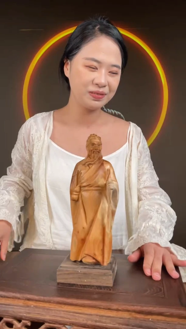 【闪购商品】柏木（崖柏）手工摆件,先抢先得!