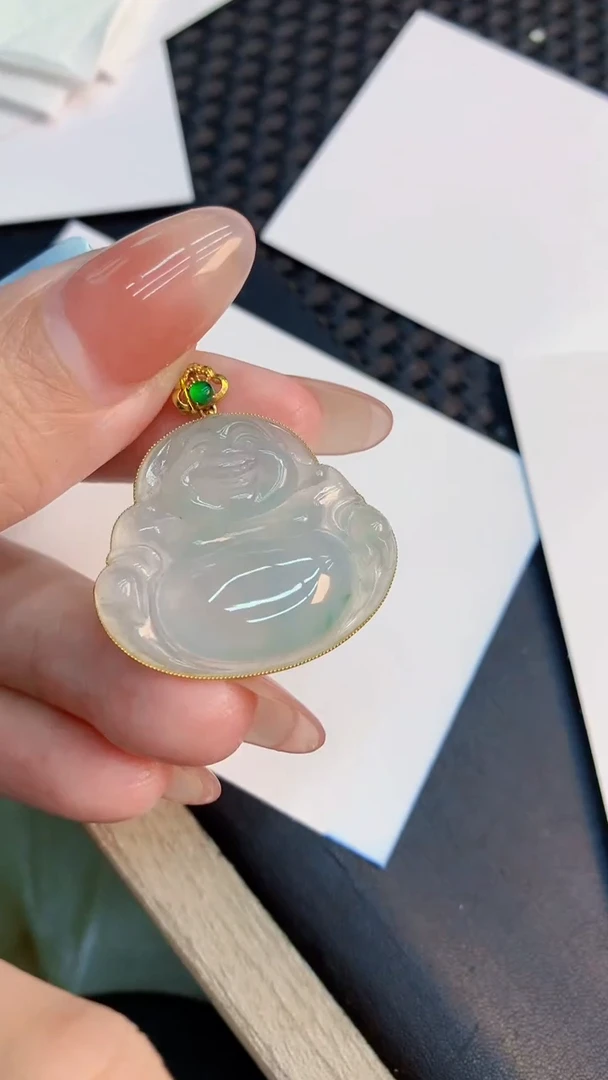 翡翠18K金镶嵌吊坠(不含链)1