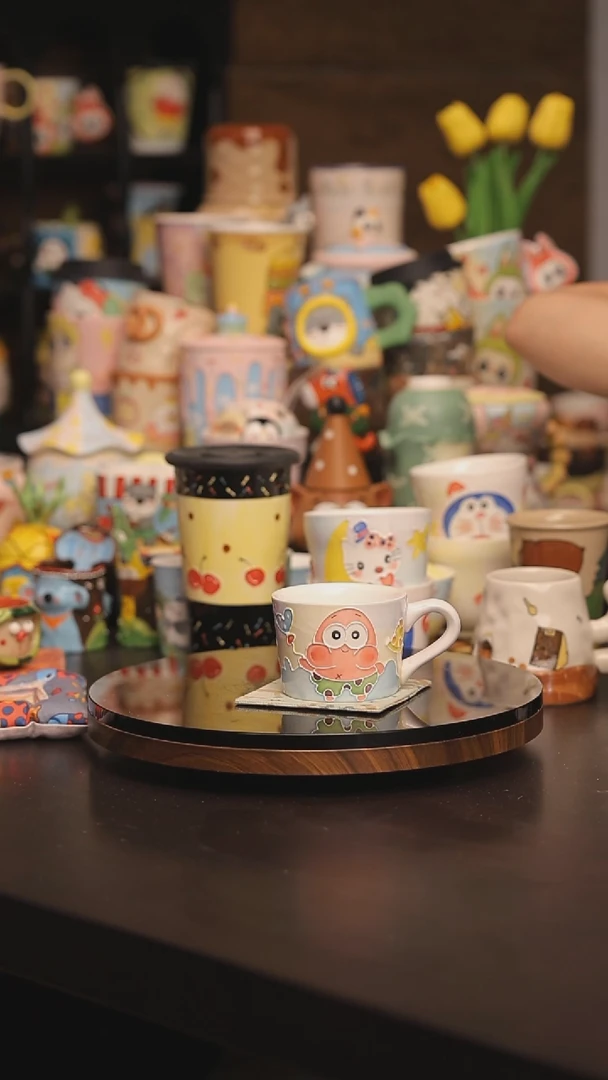 景德镇釉下彩绘设计师款式陶瓷