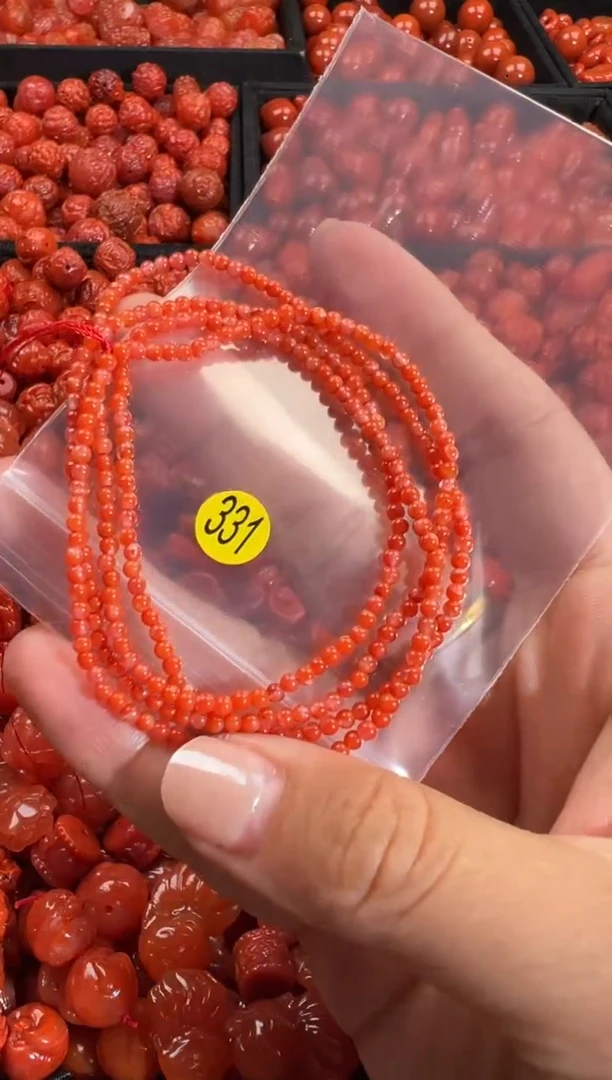 颈饰未镶嵌南红玛瑙1