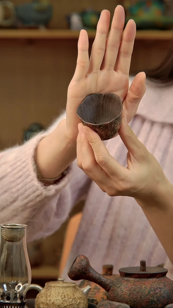 言野手作 岩矿花瓣杯