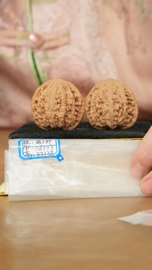 把件文玩核桃望月